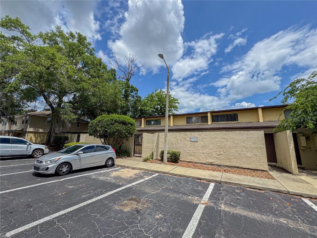 2508 SW 35th Pl. #B9, Gainesville, FL 32608