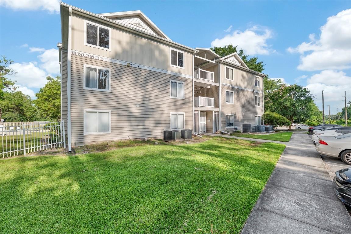 4000 SW 23rd St. #2-305, Gainesville, FL 32608