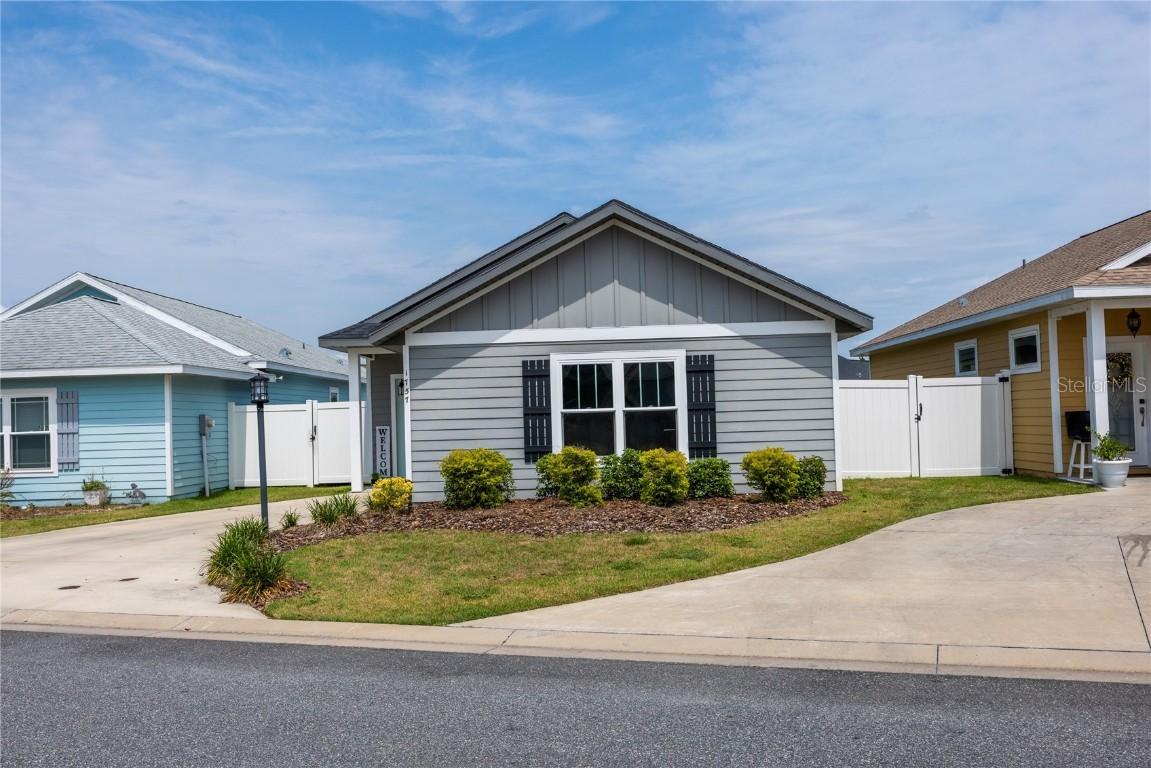 1757 SW 246th Dr., Newberry, FL 32669