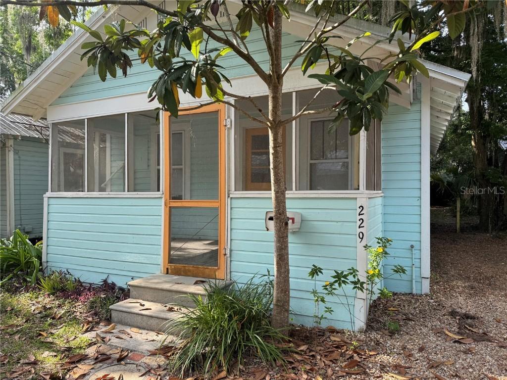 229 NW 4th Pl., Gainesville, FL 32601
