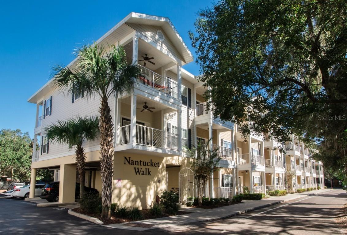 1460 NW 3rd Pl. #209, Gainesville, FL 32603
