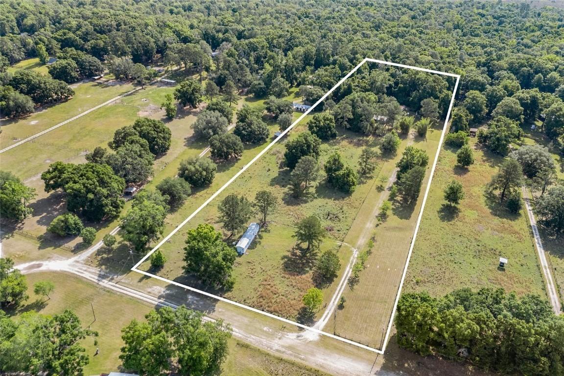 427 SW Buck Ct., Fort White, FL 32038