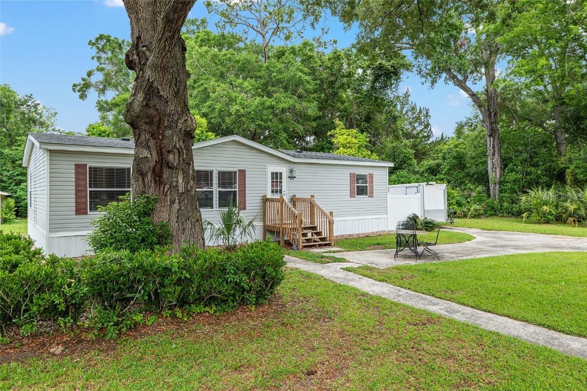 610 NW 251st St., Newberry, FL 32669