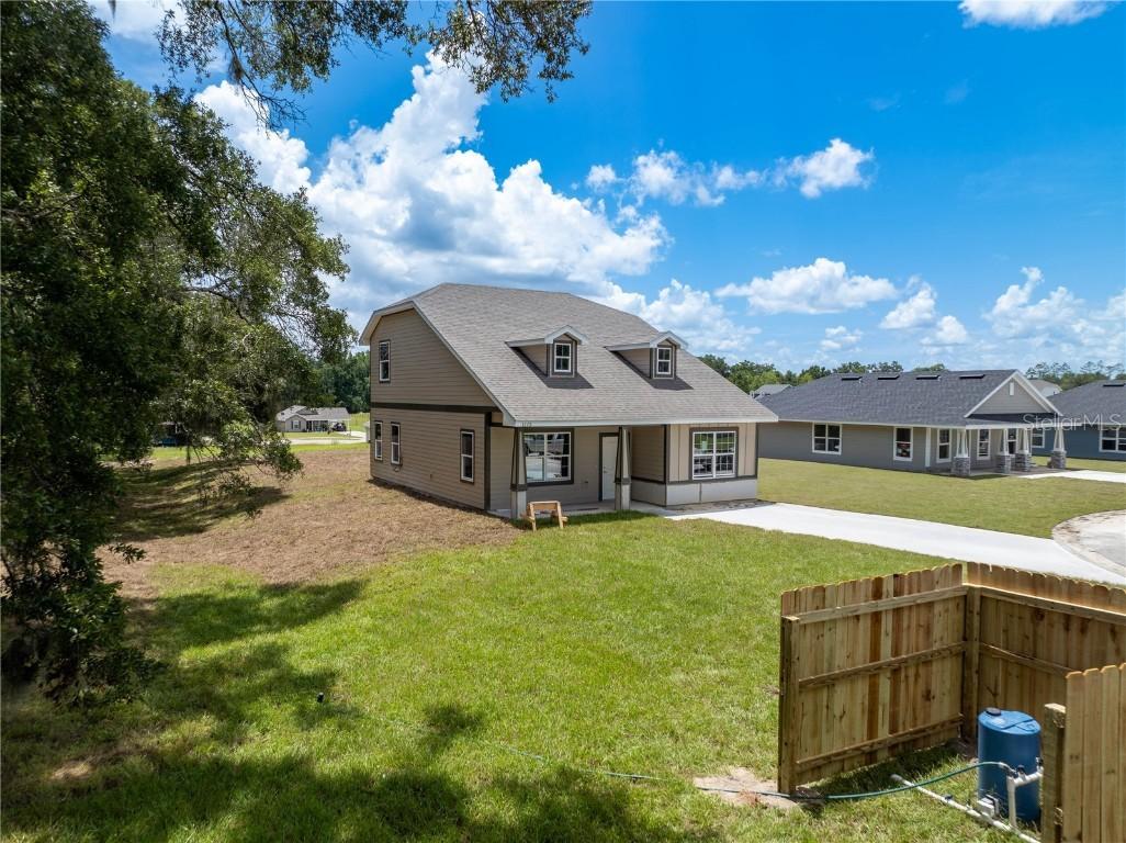 3279 E Iris Ln., Bell, FL 32619