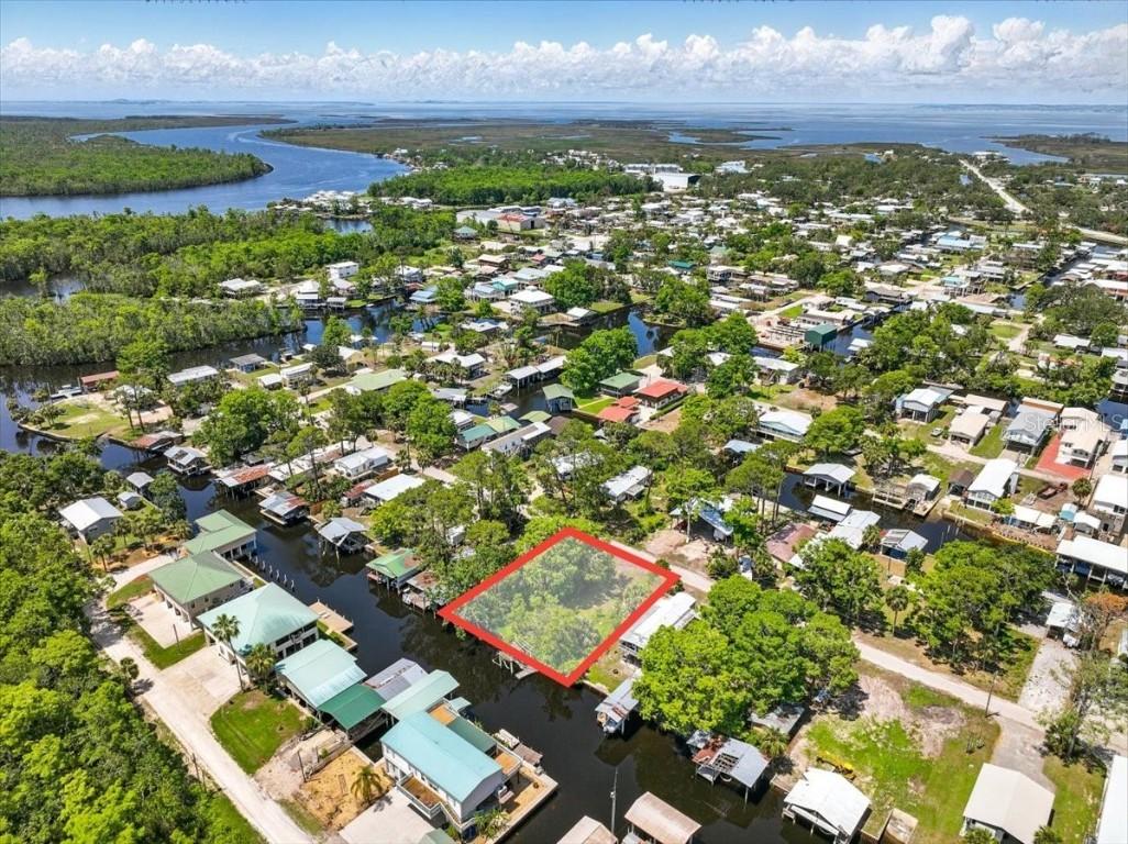 355 SE 241 St., Suwannee, FL 32692