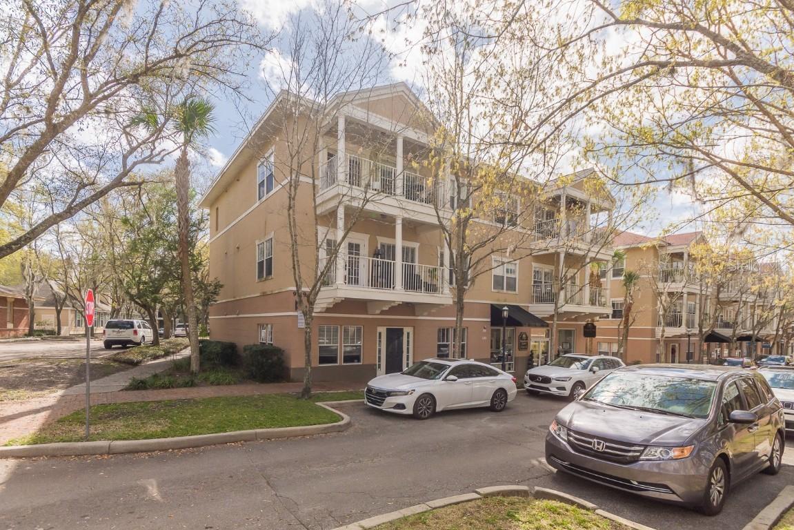 9119 SW 52nd Ave. #C301, Gainesville, FL 32608
