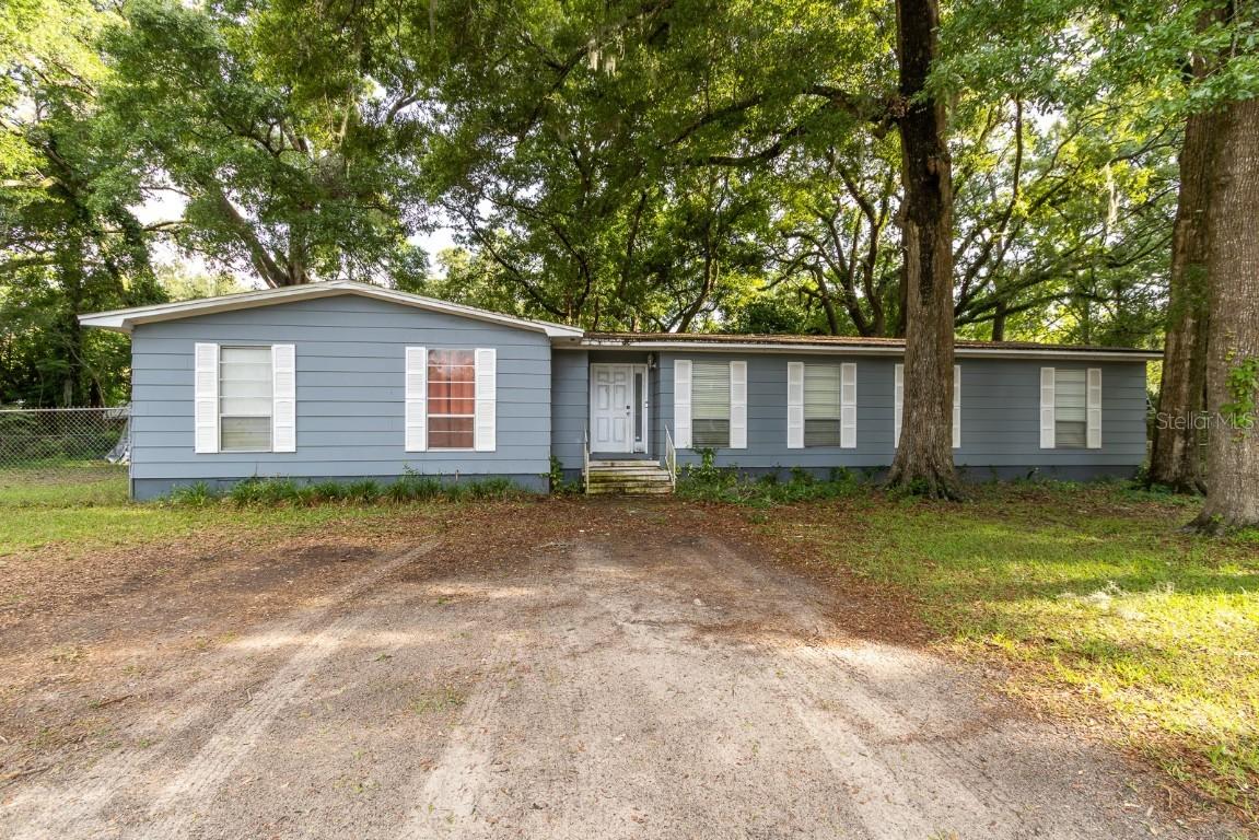 14215 NW 142nd Pl., Alachua, FL 32615