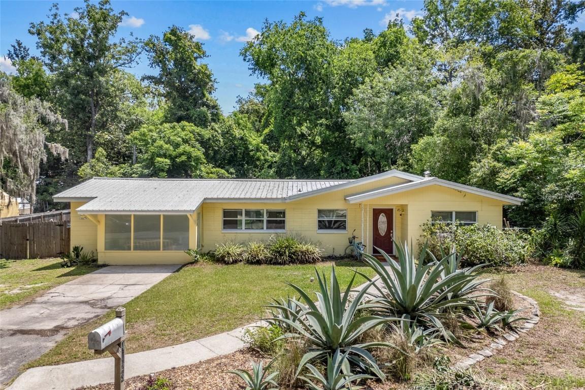 4023 SW 19th St., Gainesville, FL 32608