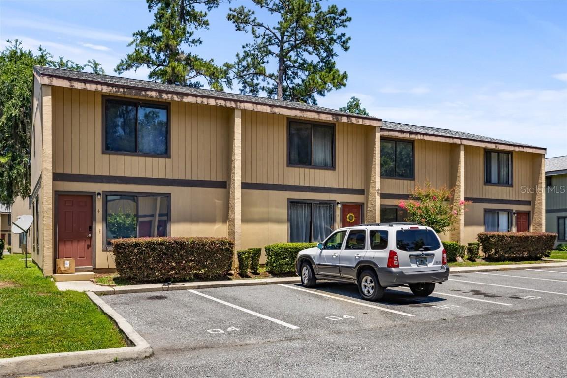 2300 SW 43rd St. #Q2, Gainesville, FL 32607