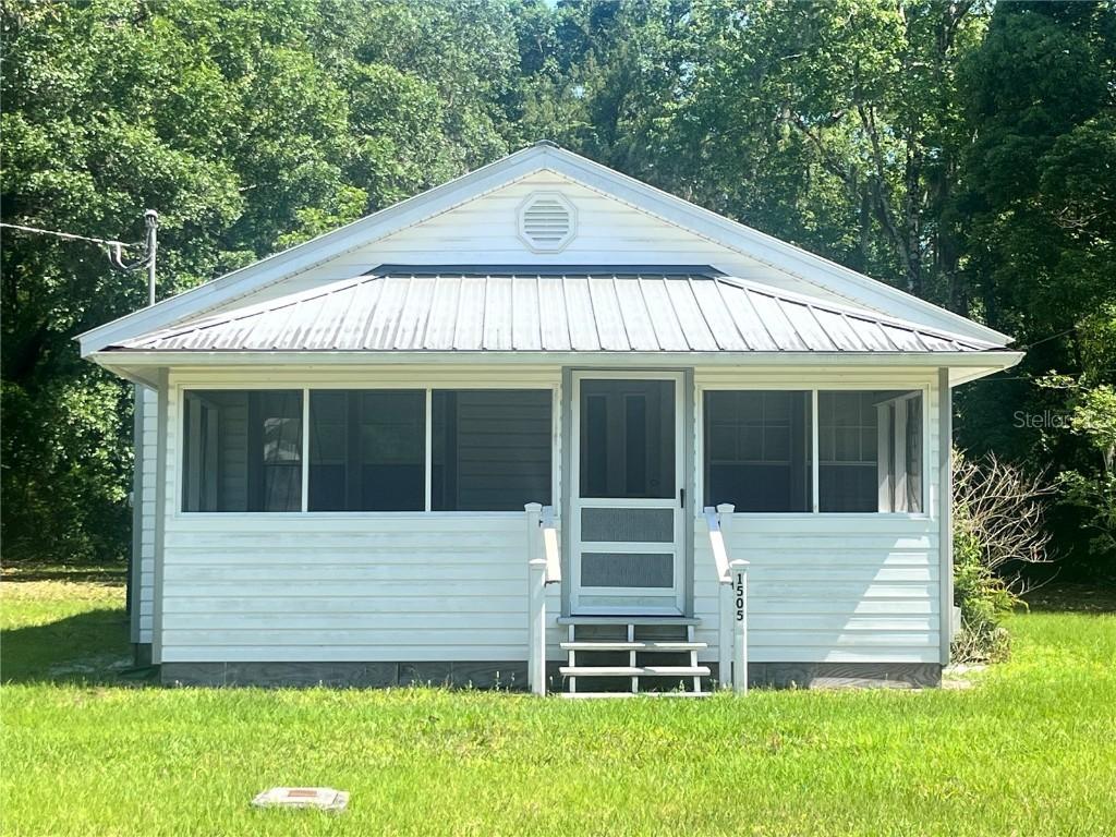 1505 Thomas St., Green Cove Springs, FL 32043