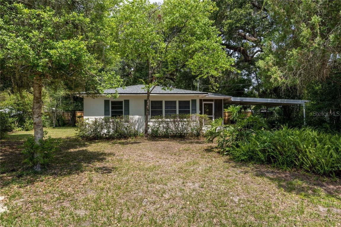 1617 NE 8th St., Gainesville, FL 32609
