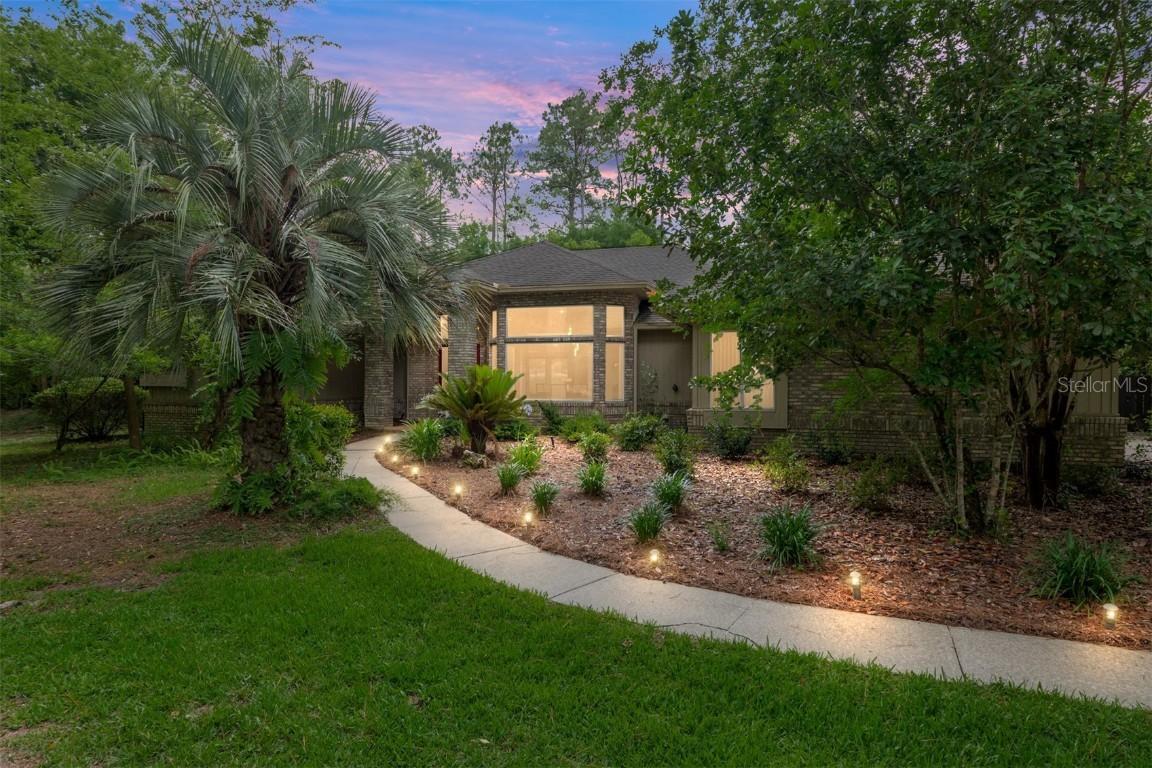 13615 SW 1st Ln., Newberry, FL 32669