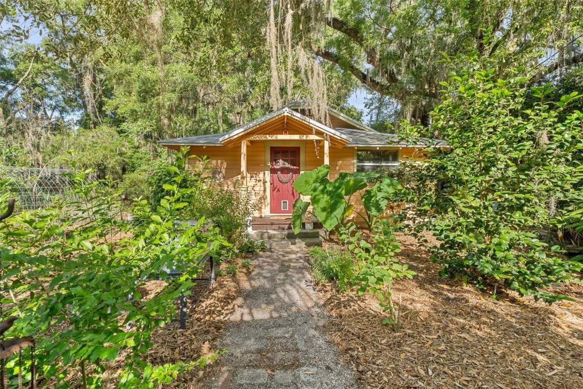 2618 NW 8th St., Gainesville, FL 32609