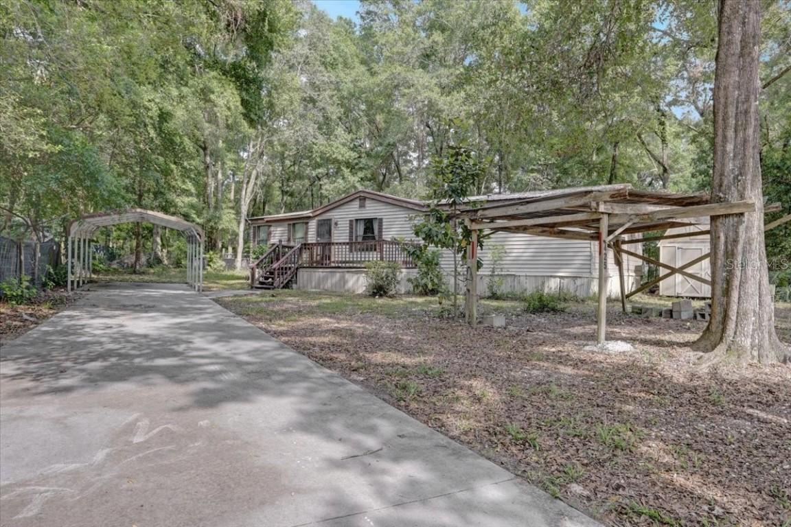 425 SW Longhorn Ter., Fort White, FL 32038