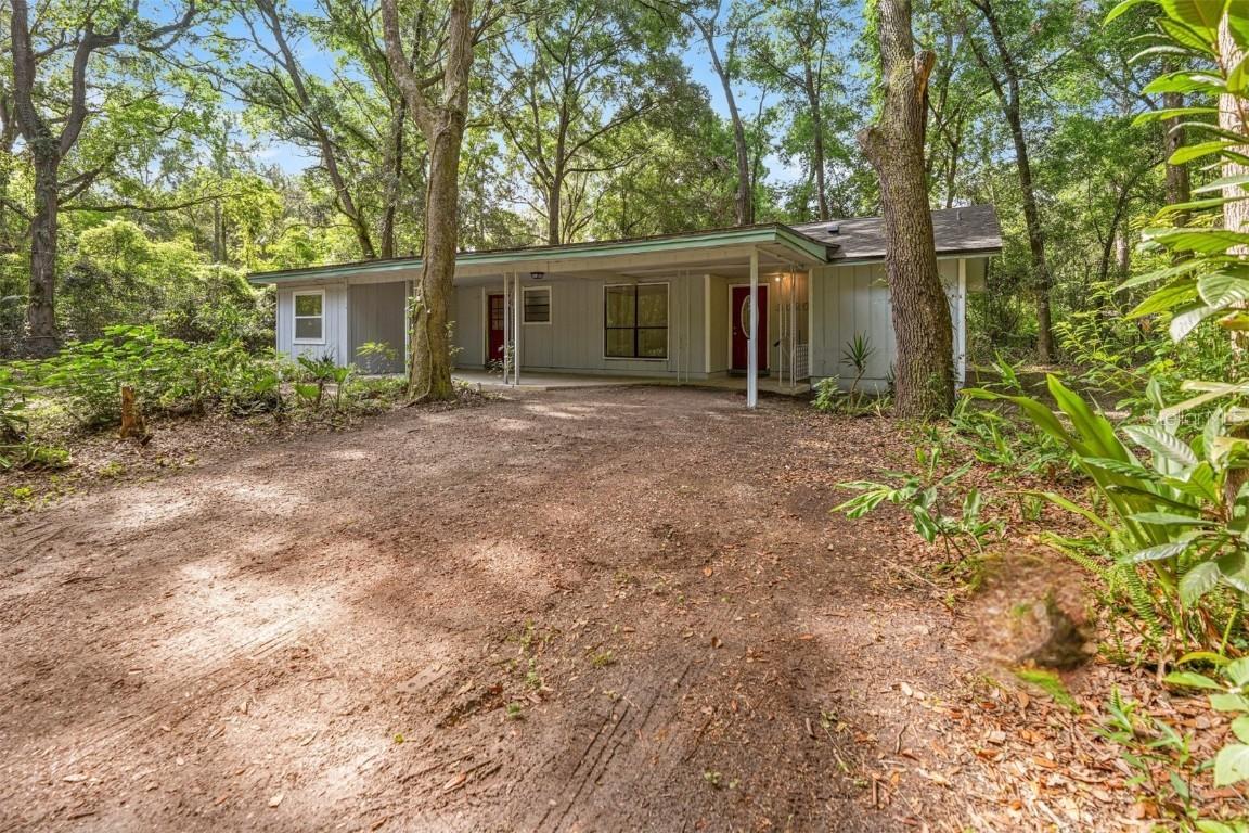 2425 SE 9th Pl., Gainesville, FL 32641