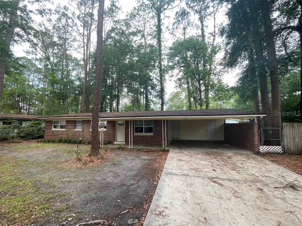 1702 NE 15th Ter., Gainesville, FL 32609