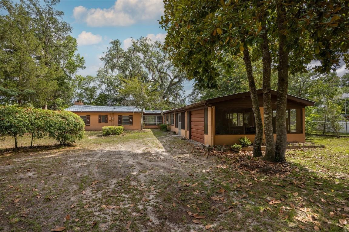 148 SE Riverside West Dr., Branford, FL 32008
