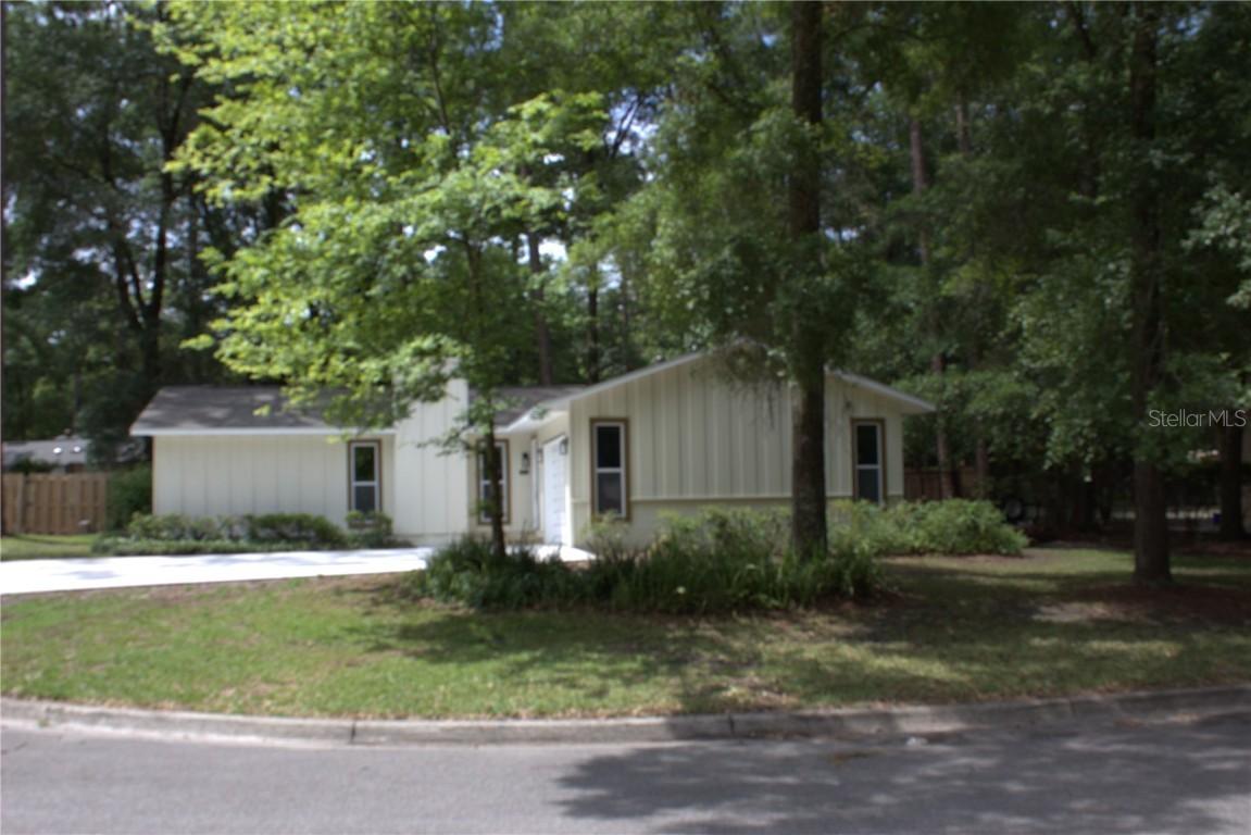 7531 SW 3rd Pl., Gainesville, FL 32607