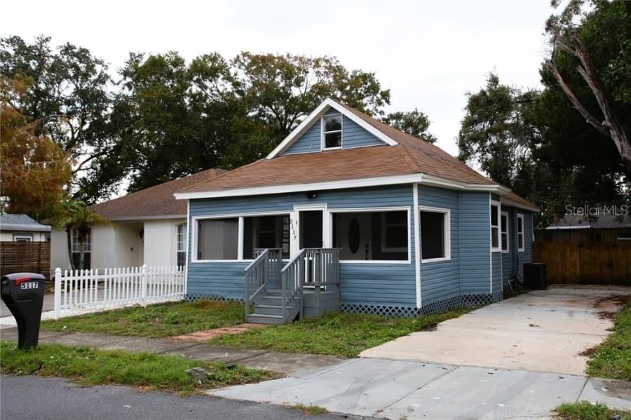 5117 16th Ave., Gulfport, FL 33707