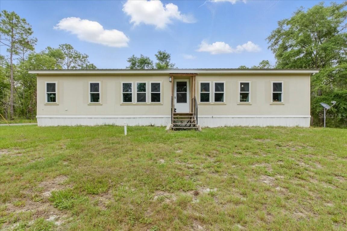 3210 NW 50th St., Bell, FL 32619