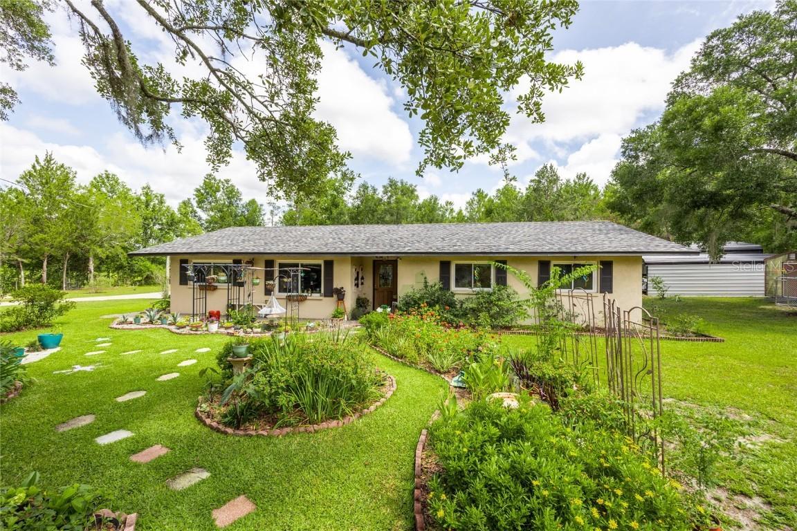 261 Ishie Ave., Bronson, FL 32621