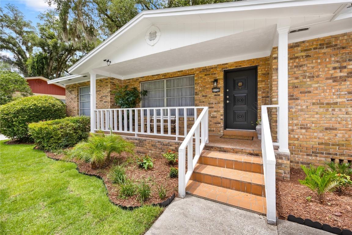 3736 NW 7th Ave., Gainesville, FL 32607