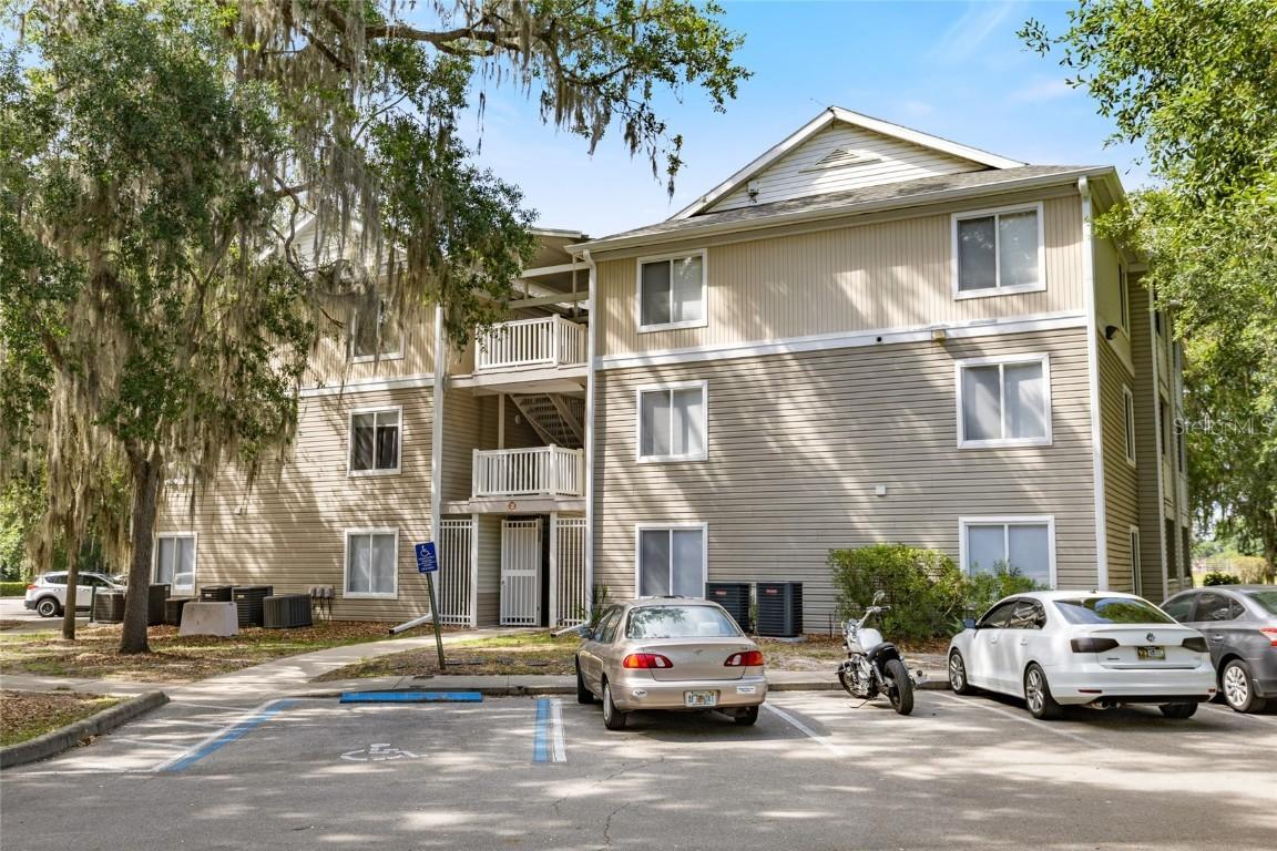 4000 SW 23rd St. #4-102, Gainesville, FL 32608