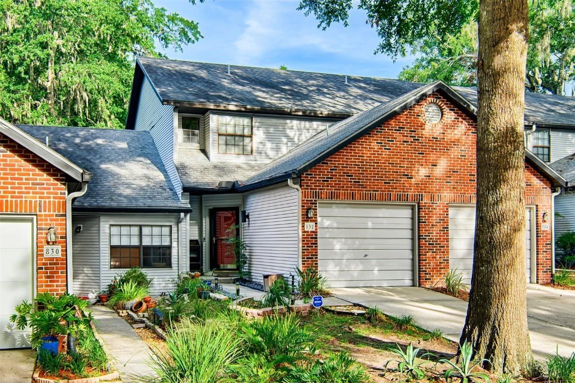 832 NW 42nd Ter., Gainesville, FL 32605