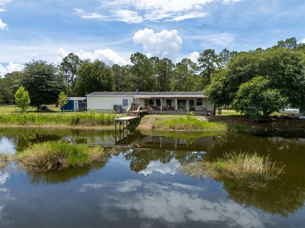 5506 Darwood St., Melrose, FL 32666