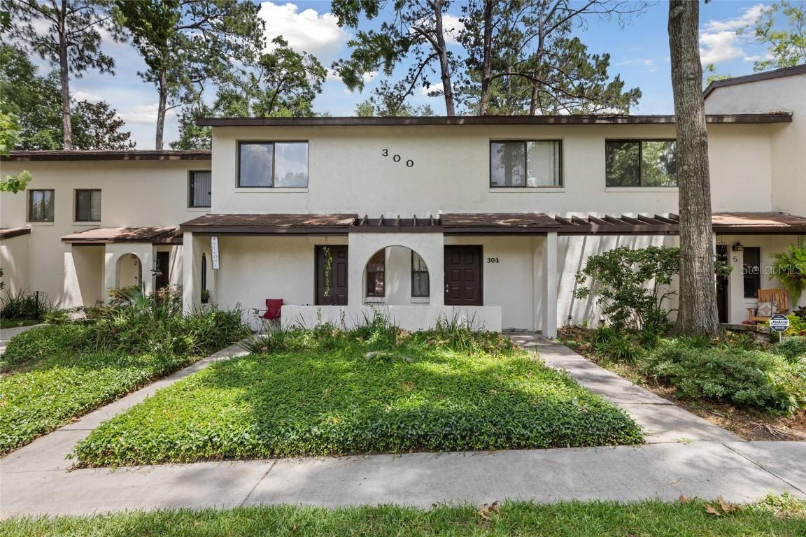 2635 SW 35th Pl. #304, Gainesville, FL 32608