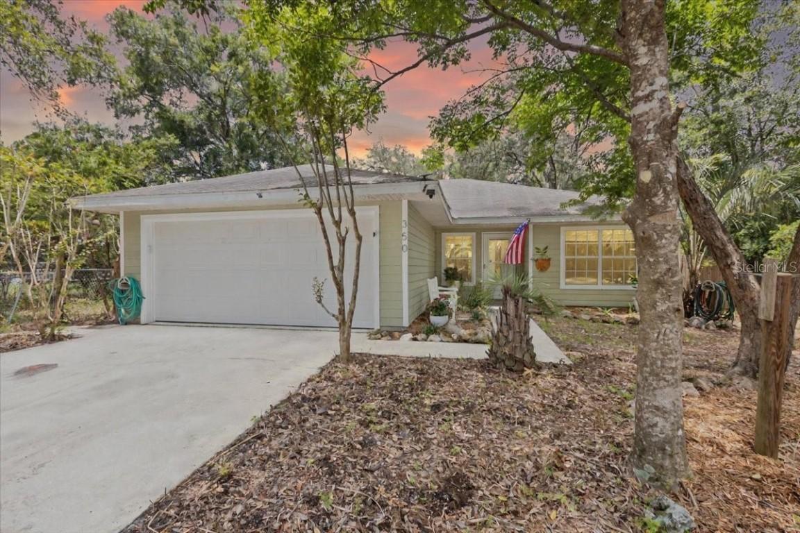 350 Hardee St., Bronson, FL 32621
