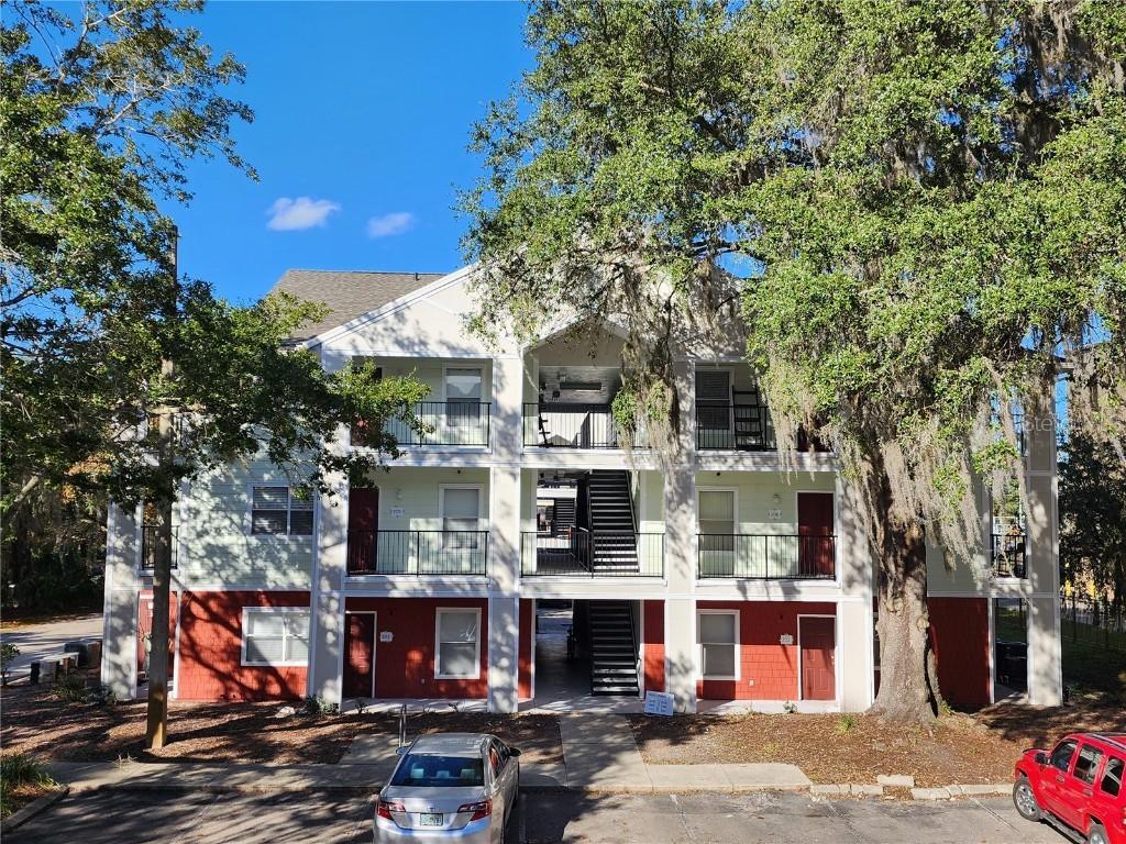 2360 SW Sw Archer Rd Rd. #211, Gainesville, FL 32608
