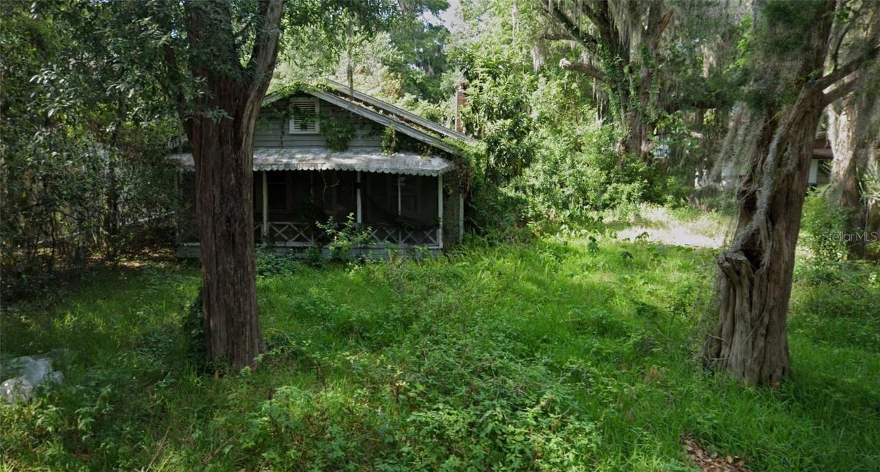 512 NW 9th Ave., Gainesville, FL 32601