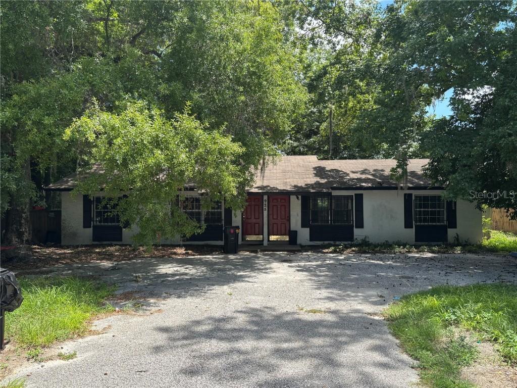 925 SW 61st St., Gainesville, FL 32607