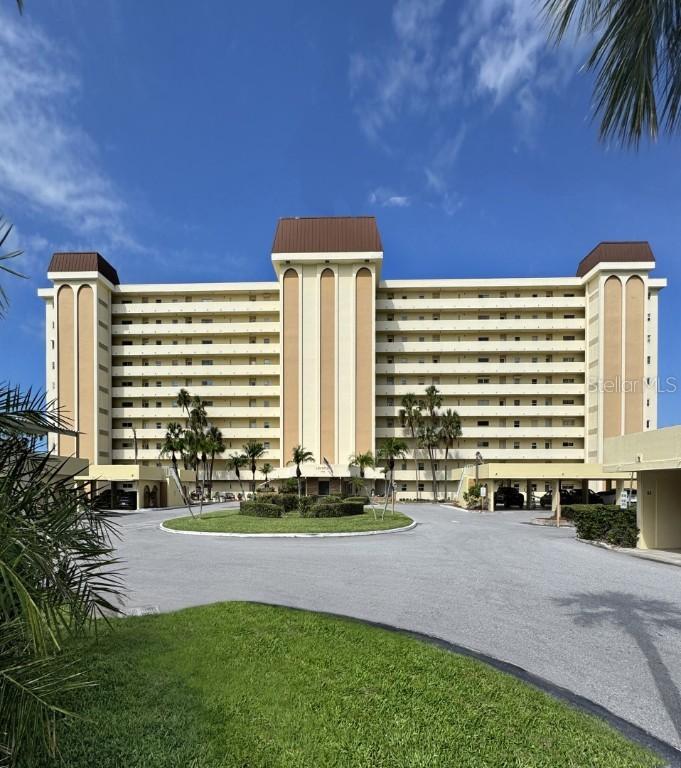 4750 Cove Cir. #502, St Petersburg, FL 33708