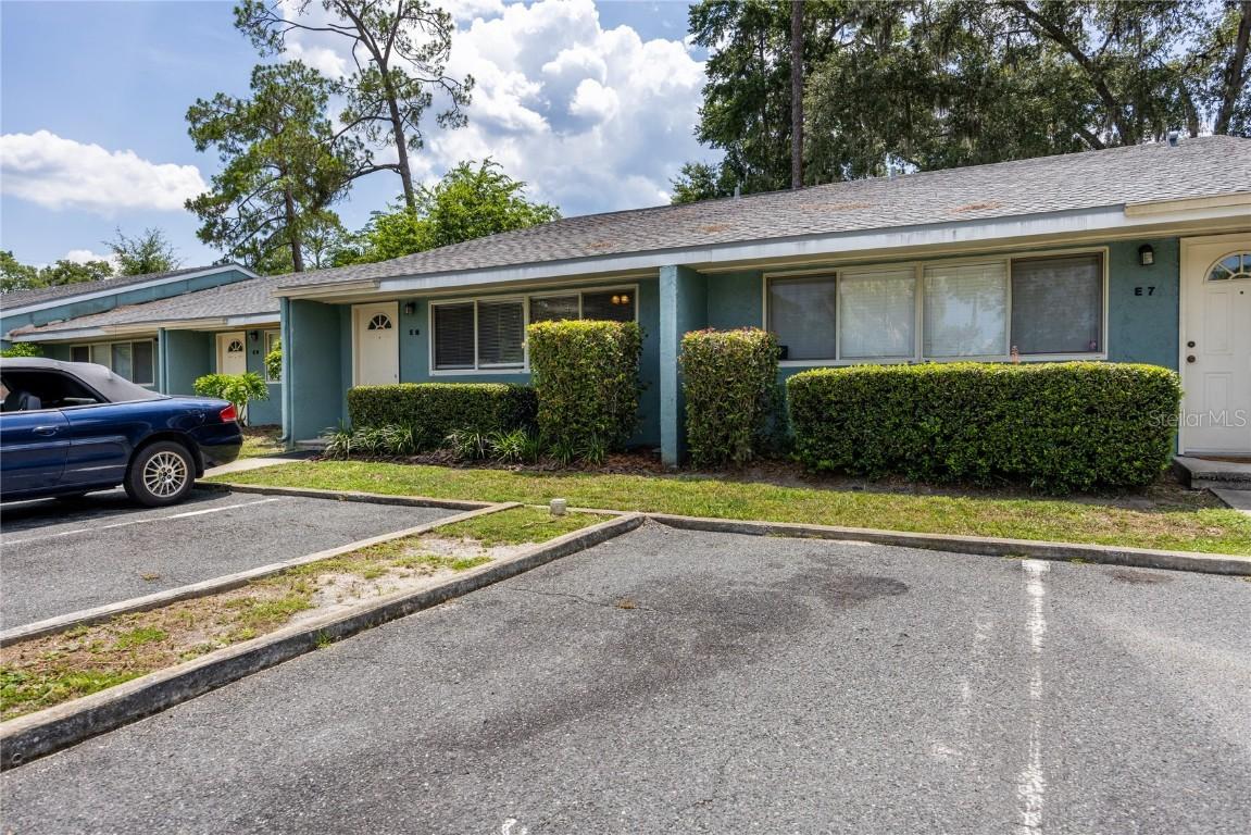 501 SW 75th St. #E8, Gainesville, FL 32607