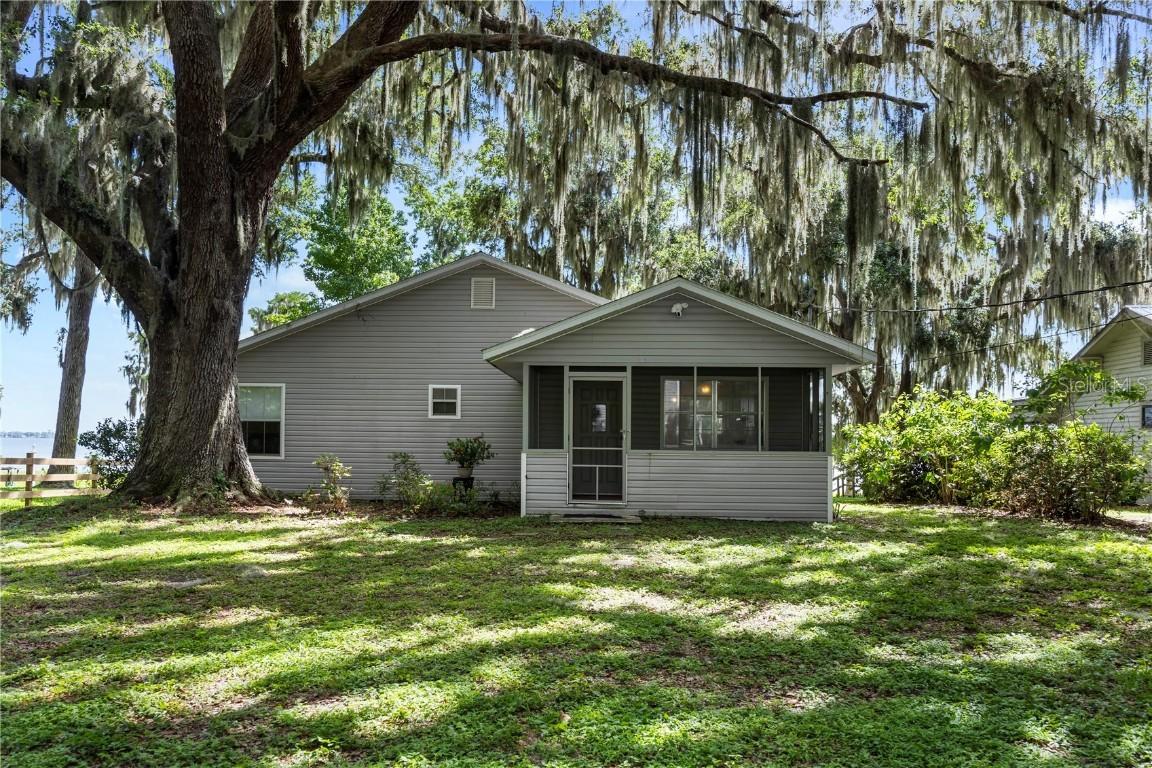 7929 NE 221st St., Melrose, FL 32666