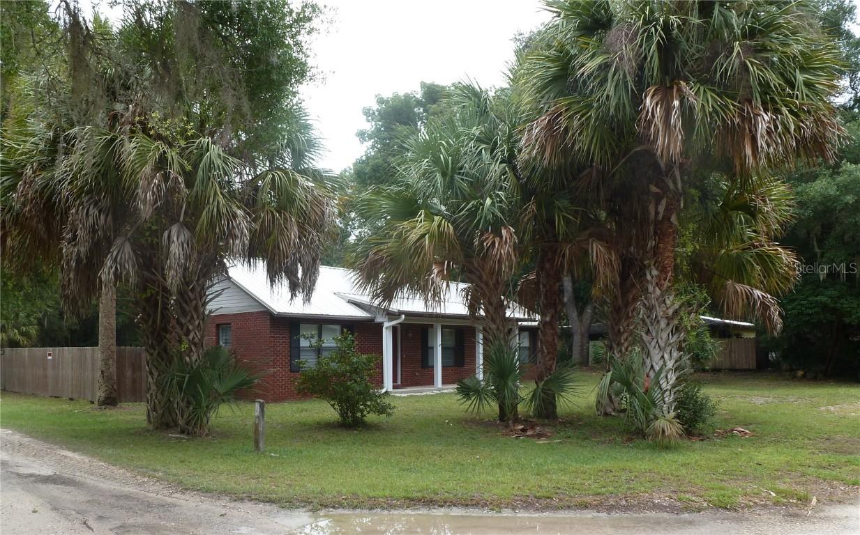 404 Centre St., Melrose, FL 32666