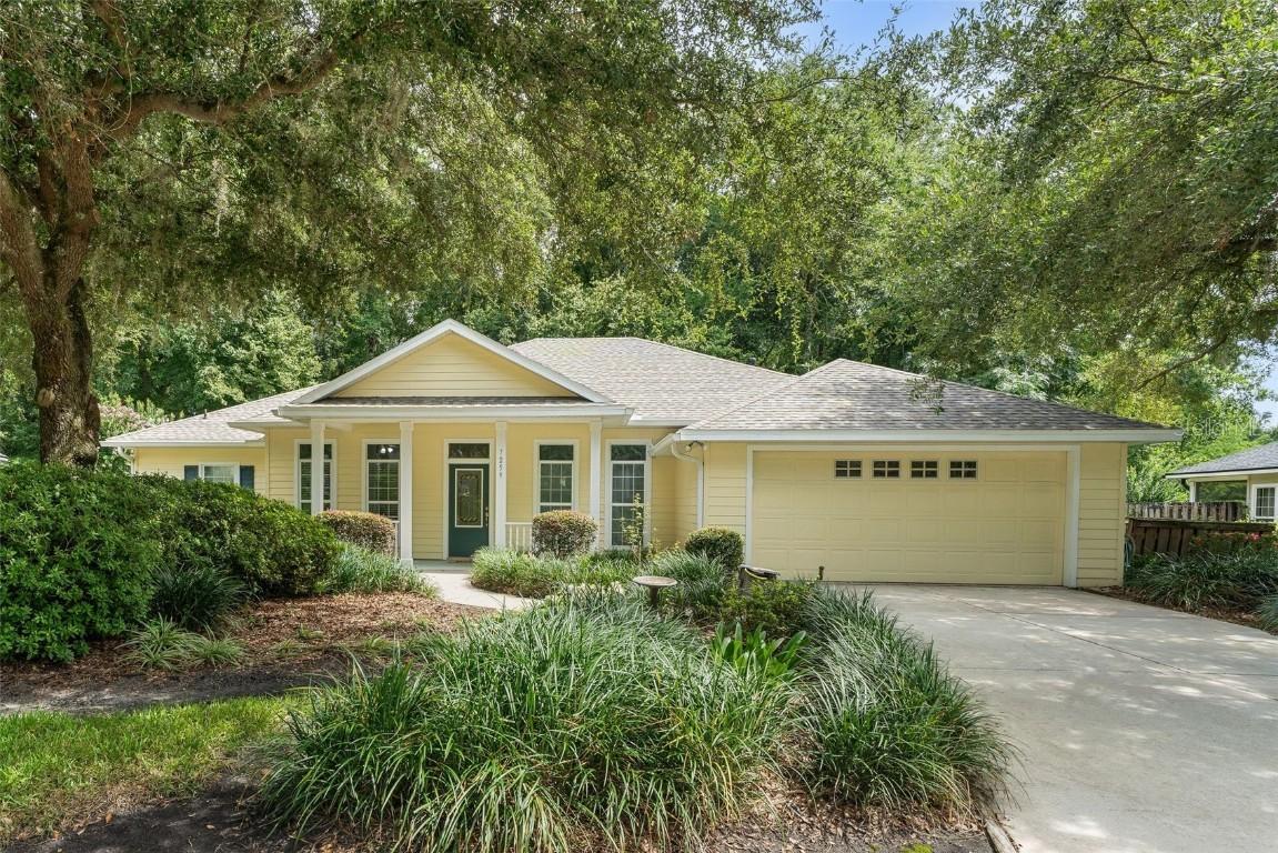 7259 NW White Oaks Rd., Alachua, FL 32615