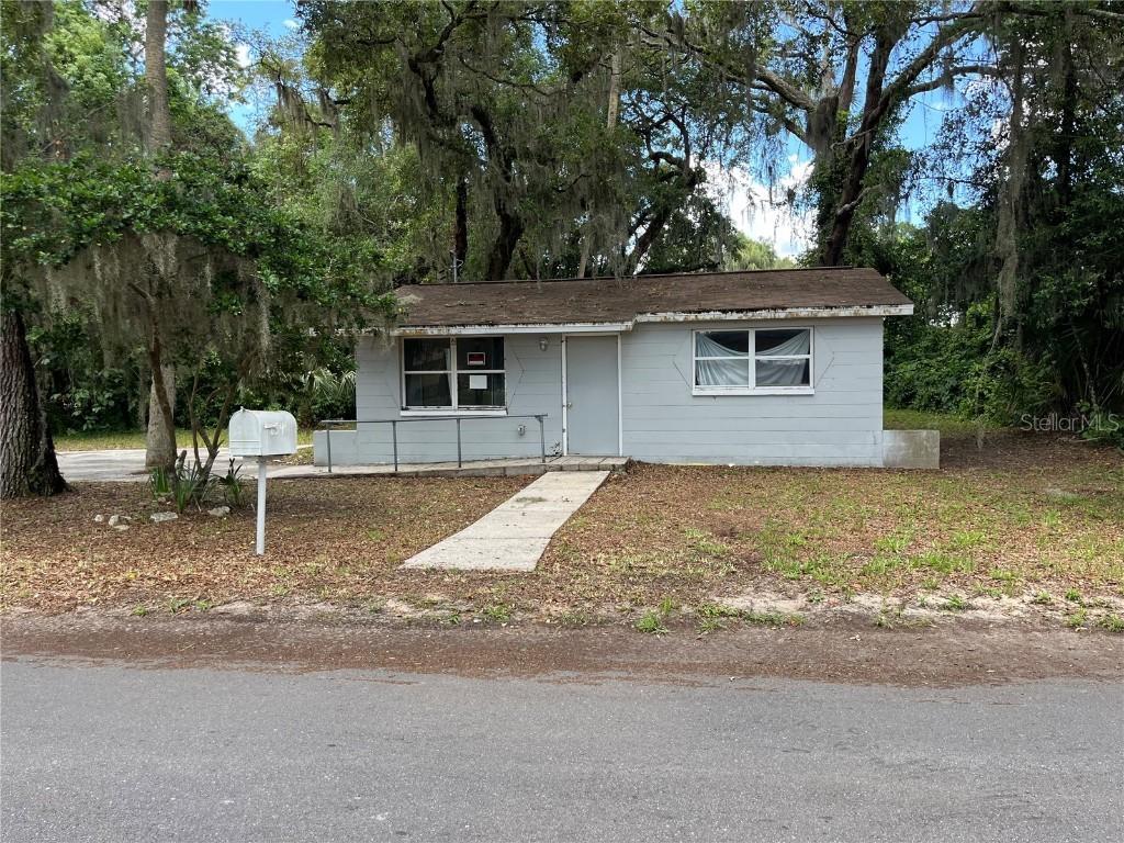 654 NE 2nd St., Crystal River, FL 34429