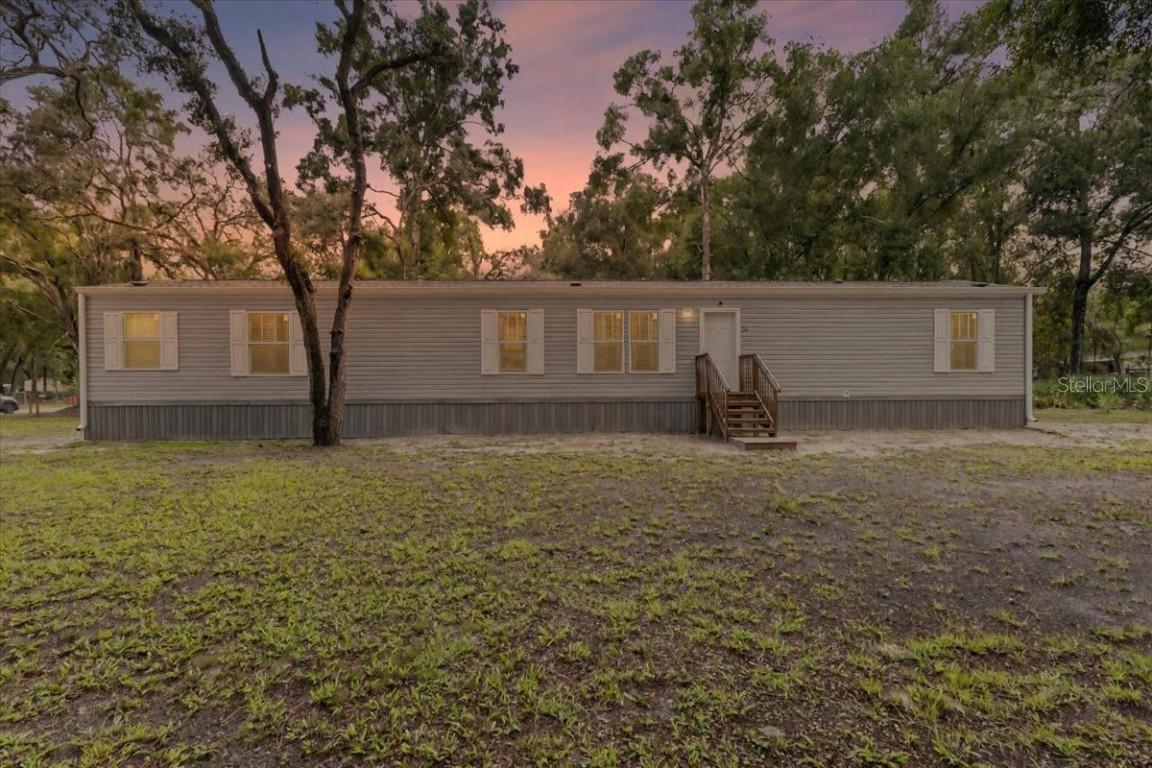 7591 NW 144 St., Trenton, FL 32693