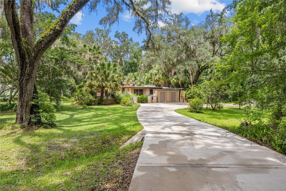 32 SW 43rd Ter., Gainesville, FL 32607