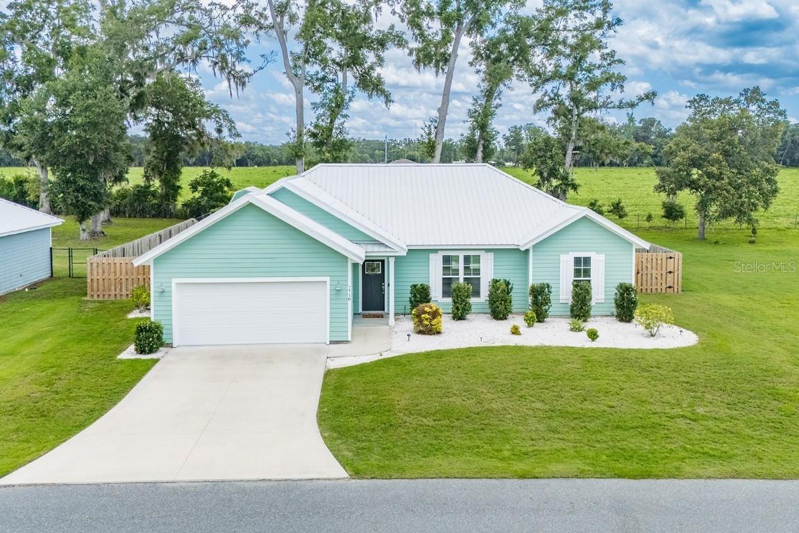 7710 Juanita Pl., Trenton, FL 32693