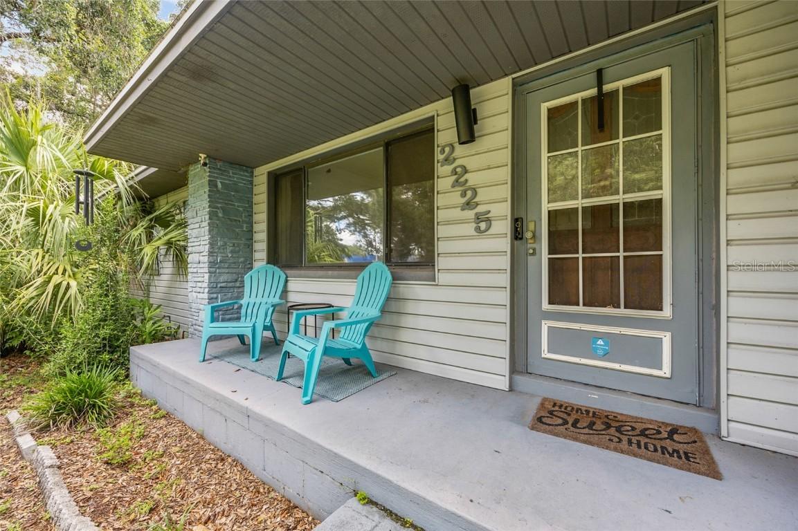 2225 NE 6th Ter., Gainesville, FL 32609