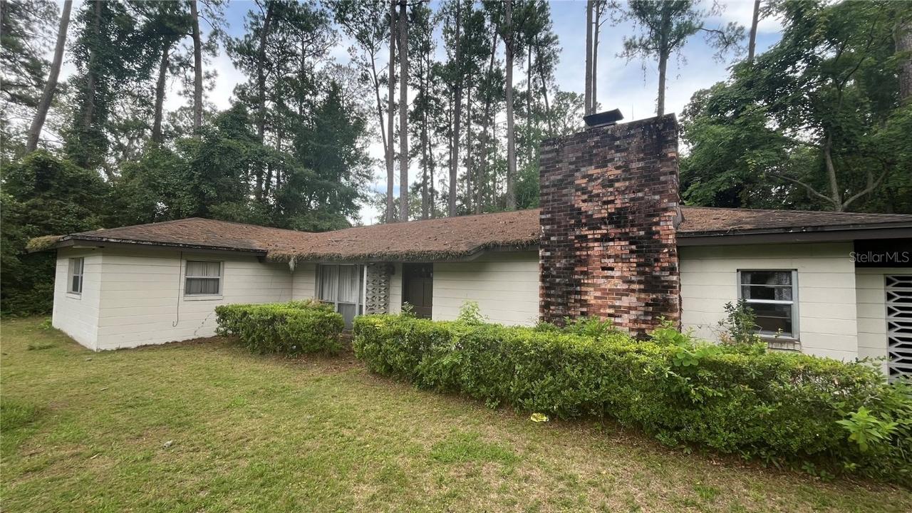 4985 NW 39th Ave., Gainesville, FL 32606
