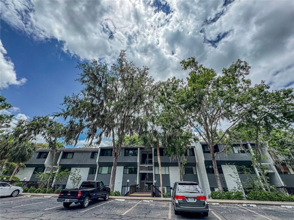 2710 SW 14th Dr., Gainesville, FL 32608