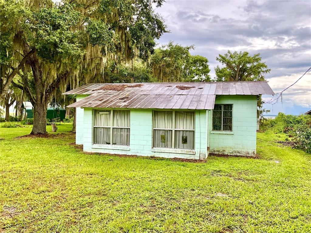 16518 SE 207th St., Hawthorne, FL 32640