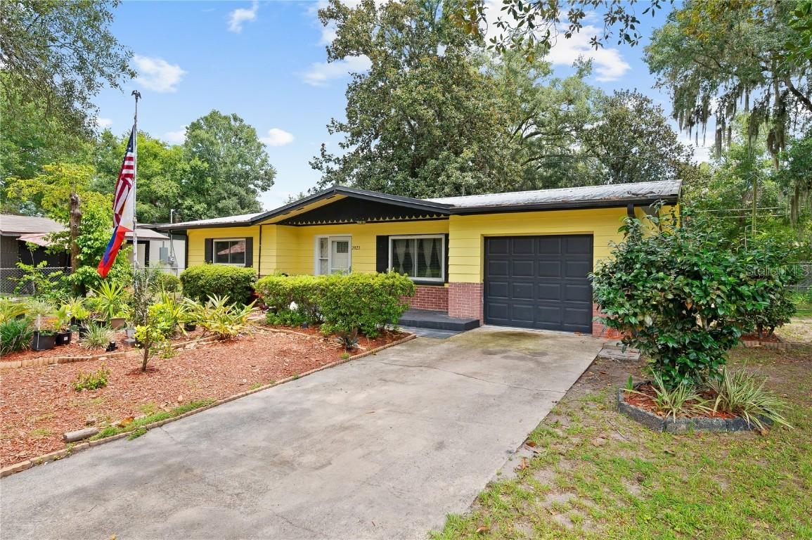 2923 NE 16th Ter., Gainesville, FL 32609