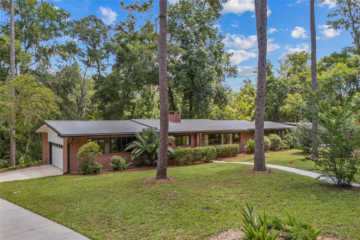 851 NW 19th Ter., Gainesville, FL 32603