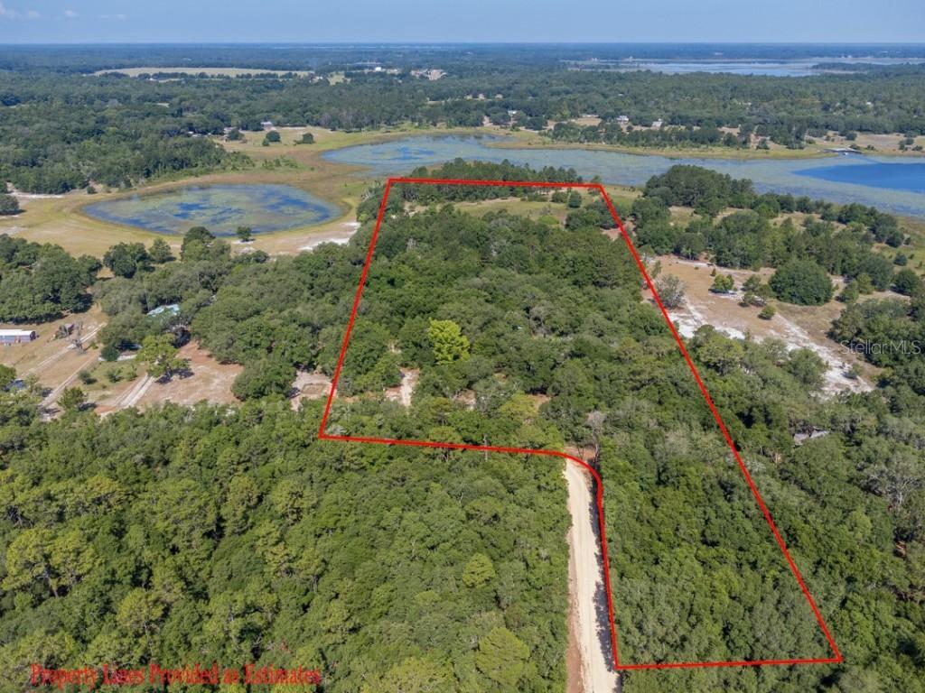 8118 County Line Rd., Melrose, FL 32666